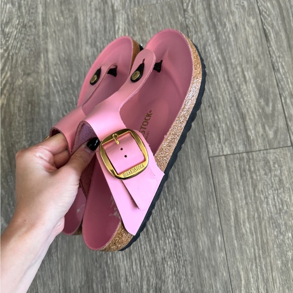 BIRKENSTOCK Gizeh Big Buckle Sandals in High Shine Pink 39 - Picture 5 of 10